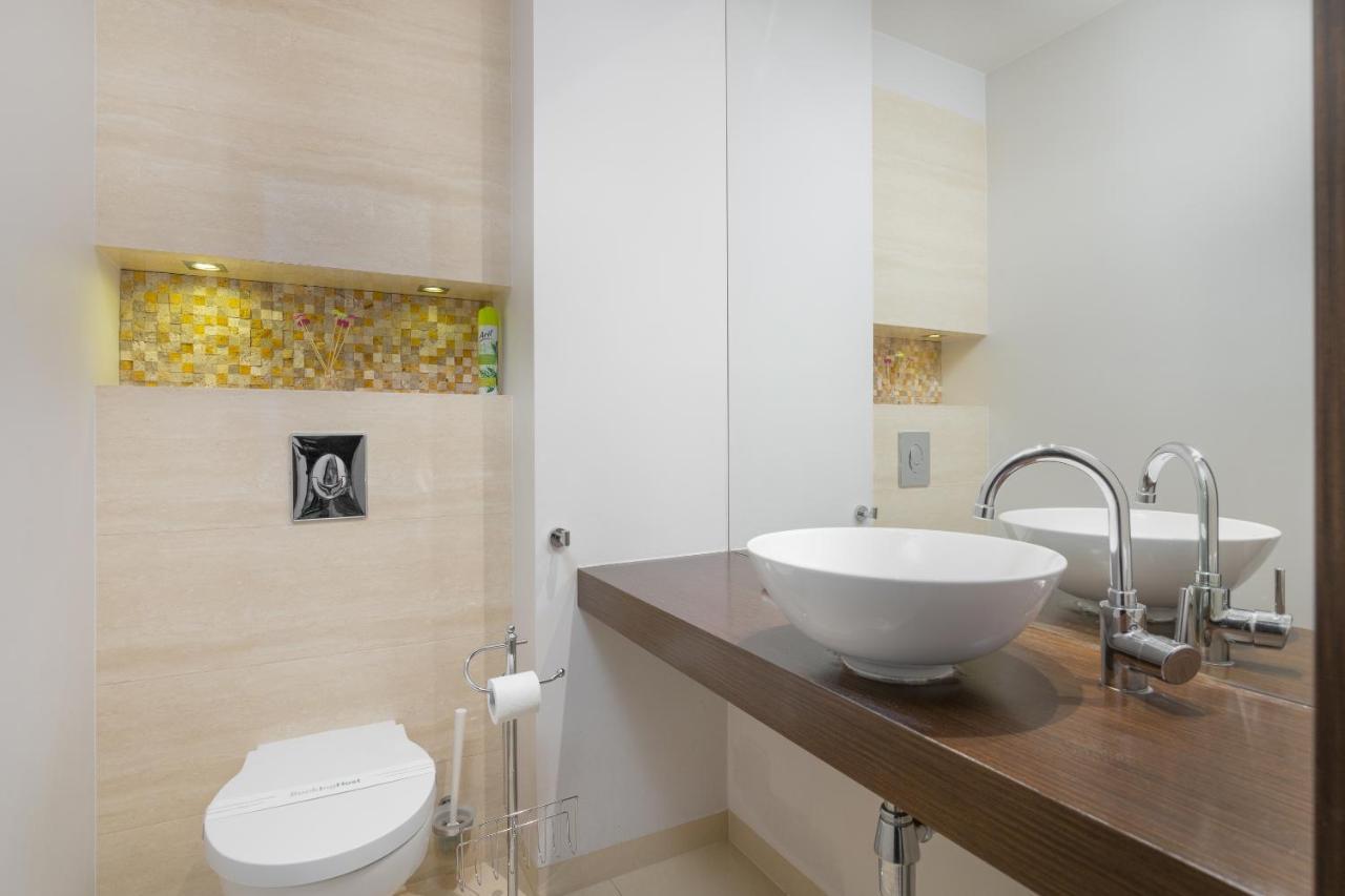 Grzybowska Platinum Apartment Tower A Warsaw Luaran gambar
