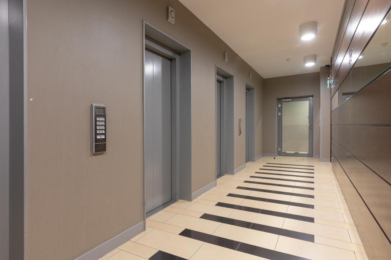 Grzybowska Platinum Apartment Tower A Warsaw Luaran gambar